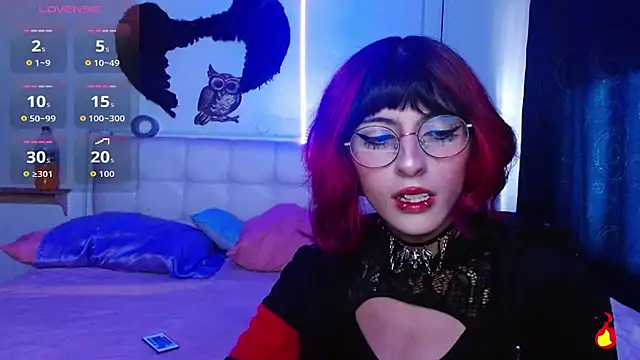 goth minerva online show from 09-29-25, 01:50