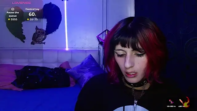 goth minerva online show from 10-08-25, 01:45