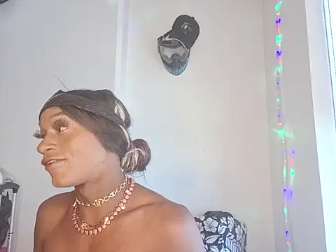 ItsBarbieBitcxxxx69 online show from 03-15-26, 06:15