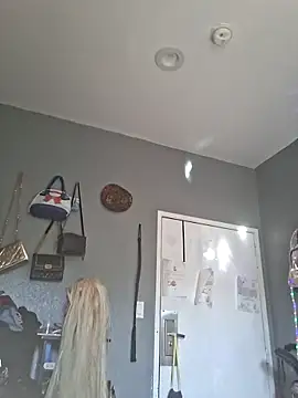 ItsBarbieBitcxxxx69 online show from 10-23-25, 10:41