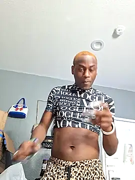 ItsBarbieBitcxxxx69 online show from 10-11-25, 04:02