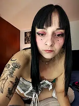 KARINNA  RAVEN online show from 09-11-25, 12:43