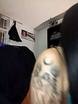 KARINNA  RAVEN online show from 01-11-26, 01:12