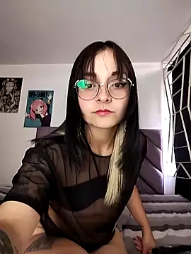 KARINNA  RAVEN online show from 03-14-26, 11:00