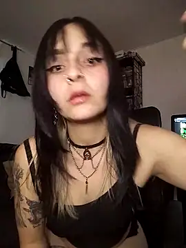 KARINNA  RAVEN online show from 03-01-26, 02:00