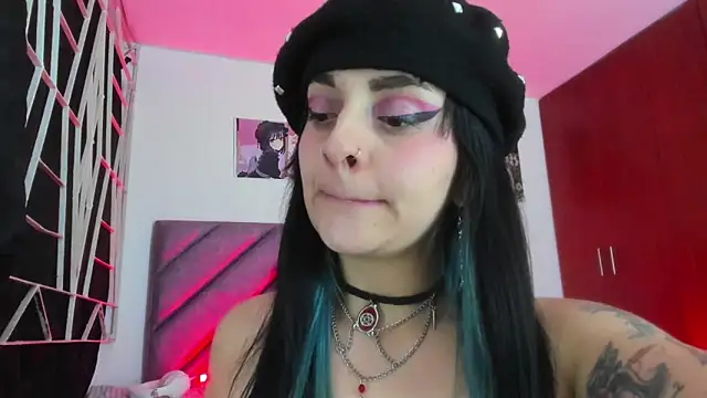 KARINNA  RAVEN online show from 12-19-25, 12:14