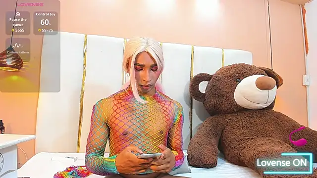 Electtra Scretch online show from 03-31-26, 04:36