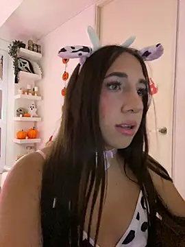 Tiana Paez1 online show from 10-18-25, 04:58