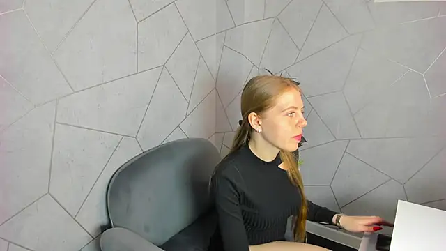 Joann Shermann online show from 03-22-25, 01:54