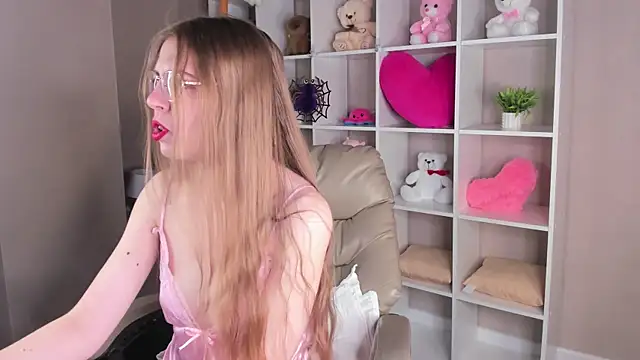 Joann Shermann online show from 11-15-25, 01:09