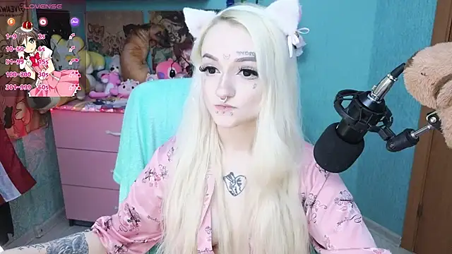 Snapshot of Manuela_unicorn chatting on 03-19-25, 03:41 Manuela unicorn online show from 03-19-25, 03:41