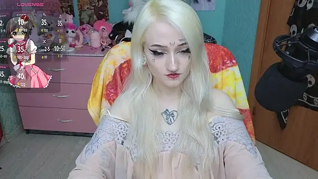 Snapshot of Manuela_unicorn chatting on 05-14-26, 07:55 Manuela unicorn online show from 05-14-26, 07:55