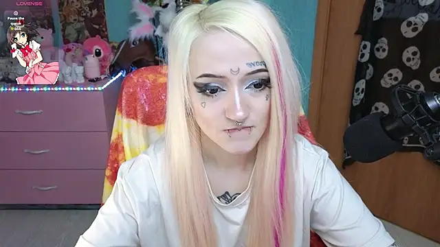 Manuela unicorn online show from 03-12-26, 03:45