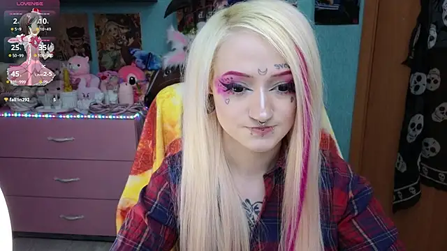 Manuela unicorn online show from 03-17-26, 01:03