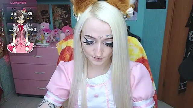 Snapshot of Manuela_unicorn chatting on 05-22-26, 09:02 Manuela unicorn online show from 05-22-26, 09:02
