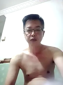 Snapshot of akumasian chatting on 05-05-26, 10:02 akumasian online show from 05-05-26, 10:02