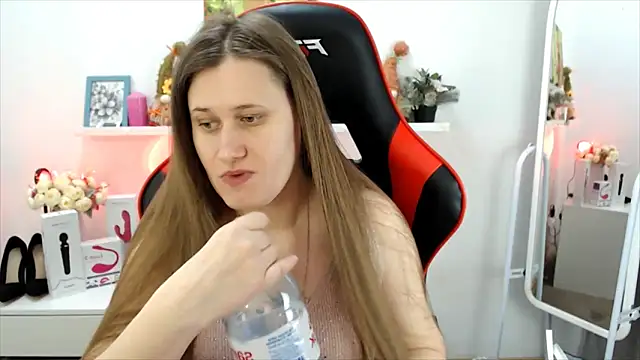 Lucky Lana online show from 03-16-26, 03:03