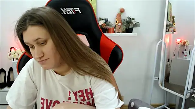 Snapshot of Lucky_Lana chatting on 03-02-26, 05:08 Lucky Lana online show from 03-02-26, 05:08