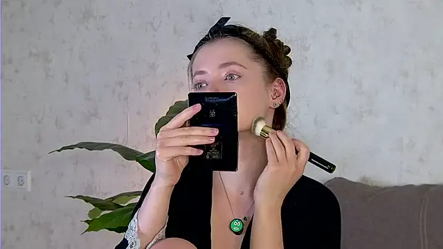 AshleyD  online show from 11-29-25, 03:06