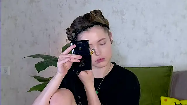 AshleyD  online show from 12-02-25, 02:23