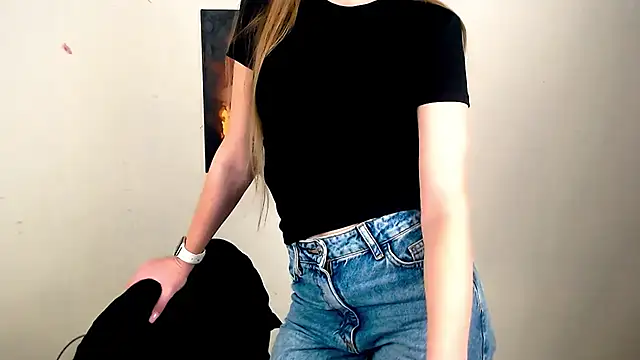 Doll Angelina online show from 04-08-26, 06:04