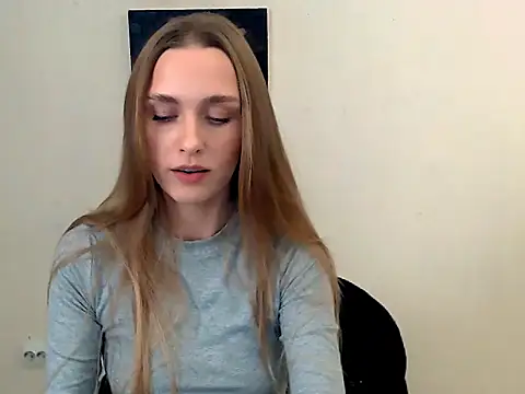 Doll Angelina online show from 10-08-25, 06:04