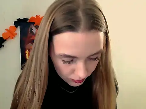 Doll Angelina online show from 10-30-25, 07:06