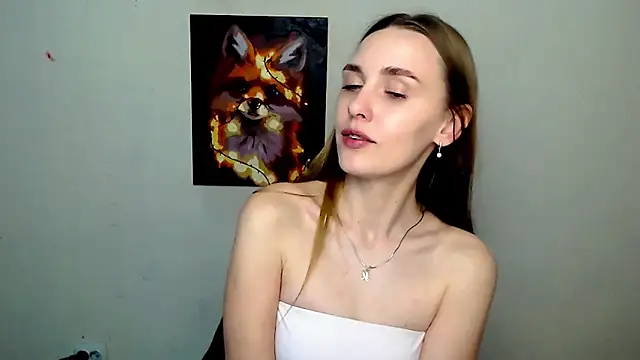 Snapshot of Doll_Angelina chatting on 05-19-26, 05:58 Doll Angelina online show from 05-19-26, 05:58