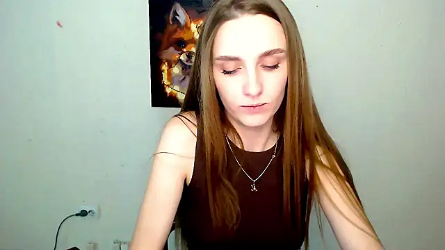 Snapshot of Doll_Angelina chatting on 05-25-26, 06:12 Doll Angelina online show from 05-25-26, 06:12