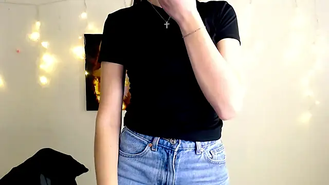 Doll Angelina online show from 03-05-26, 08:00