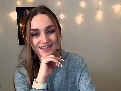 Doll Angelina online show from 11-29-25, 07:08