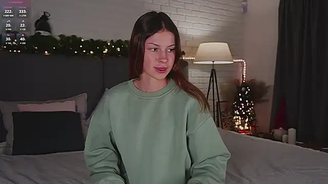 Liana   Li online show from 12-14-25, 07:14