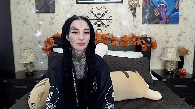 Snapshot of Velvetbat chatting on 09-19-25, 06:50 Velvetbat online show from 09-19-25, 06:50