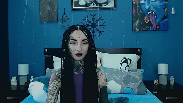 Velvetbat online show from 04-14-26, 07:02