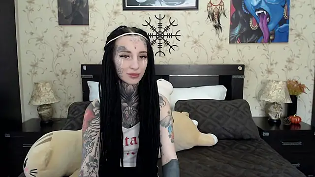 Snapshot of Velvetbat chatting on 09-16-25, 06:25 Velvetbat online show from 09-16-25, 06:25