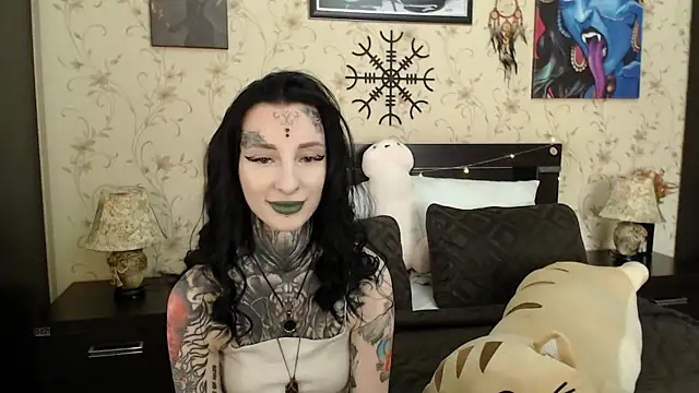 Snapshot of Velvetbat chatting on 03-23-25, 07:42 Velvetbat online show from 03-23-25, 07:42