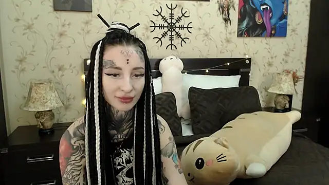 Snapshot of Velvetbat chatting on 03-19-25, 10:55 Velvetbat online show from 03-19-25, 10:55