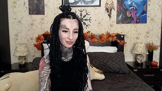 Velvetbat online show from 10-25-25, 07:29