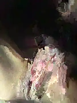 Snapshot of Lilbeezie81 chatting on 03-02-26, 02:56 Lilbeezie81 online show from 03-02-26, 02:56