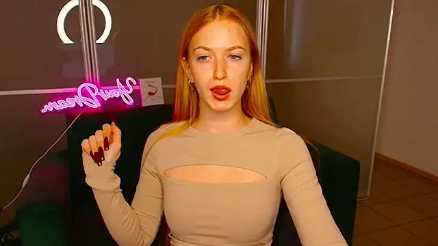 Snapshot of MirandaMayers chatting on 09-22-25, 05:57 MirandaMayers online show from 09-22-25, 05:57