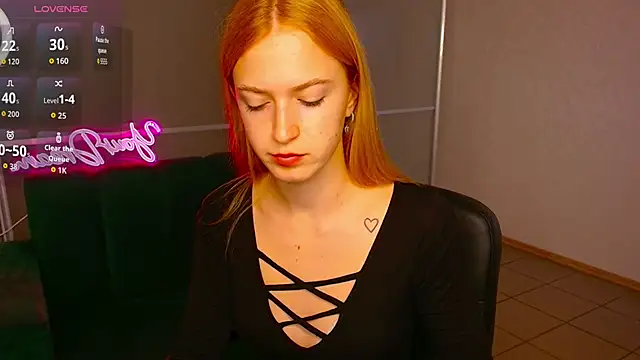 Snapshot of MirandaMayers chatting on 09-11-25, 05:51 MirandaMayers online show from 09-11-25, 05:51