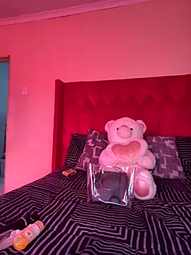 YummyMelanin117 online show from 10-09-25, 02:50