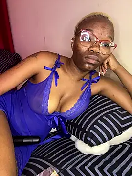 YummyMelanin117 online show from 01-07-26, 12:54