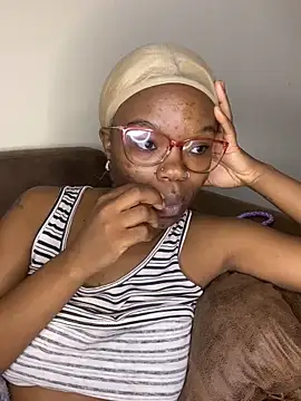 YummyMelanin117 online show from 02-26-26, 01:16