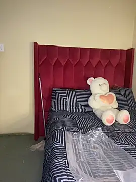 YummyMelanin117 online show from 09-27-25, 09:43