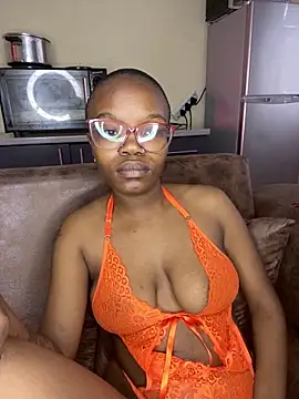 YummyMelanin117 online show from 11-05-25, 03:48