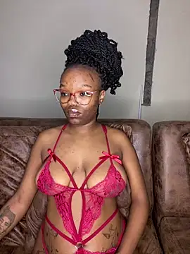 YummyMelanin117 online show from 02-13-26, 09:15