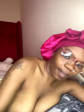 YummyMelanin117 online show from 11-17-25, 08:07