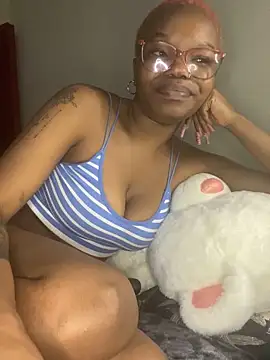 YummyMelanin117 online show from 09-18-25, 06:44