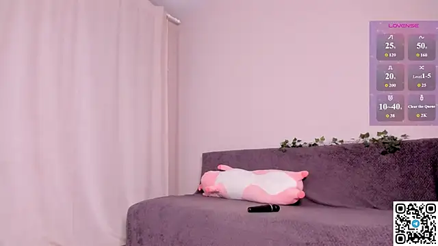 emmelieflorence online show from 02-28-26, 08:52